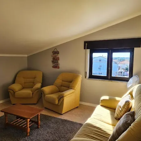 Affordable Ocean Views! Zambujeira, Lourinha Apartment